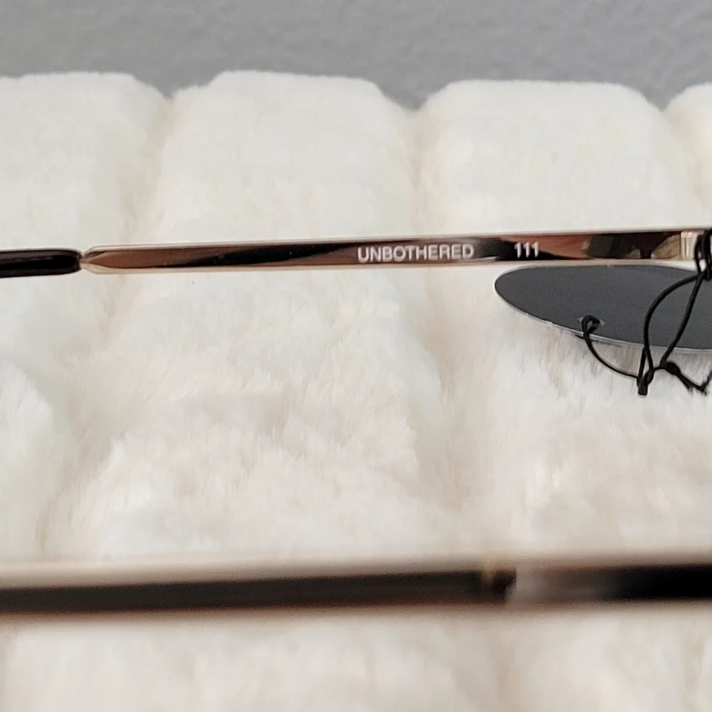 QUAY // ltd ed kylie jenner collab gold frame brown lens shield sunglasses